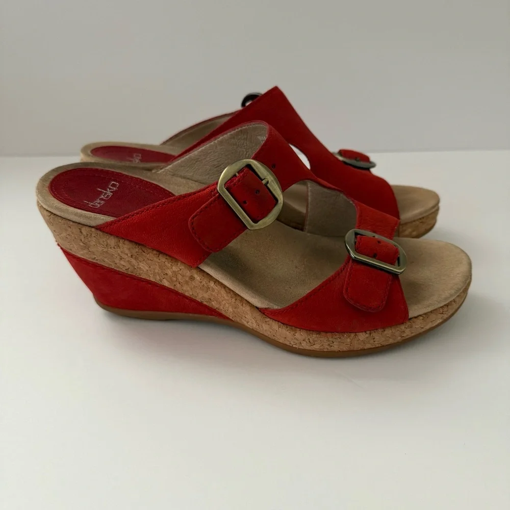 Dansko Carla Red Leather Wedge Slip-On – Women’s Size 38 - Picture 2 of 6